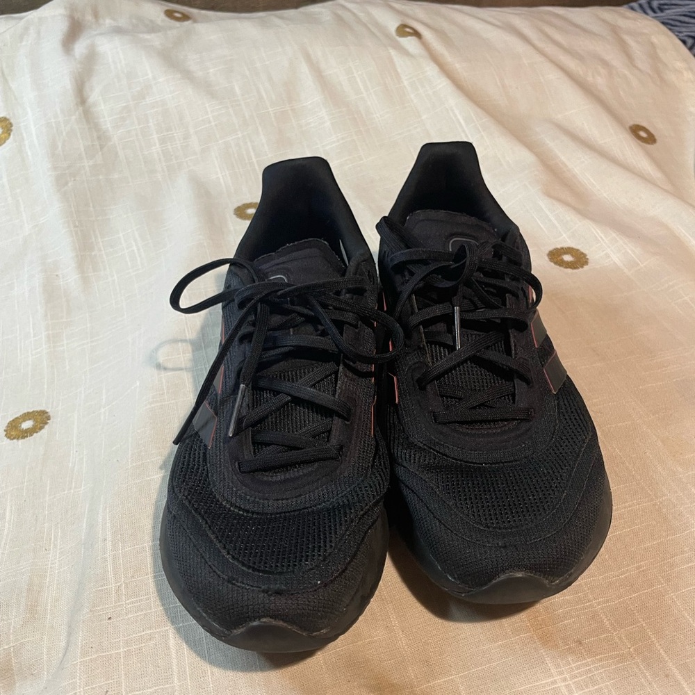 adidas Black Athletic Running Shoes with Pink Accent